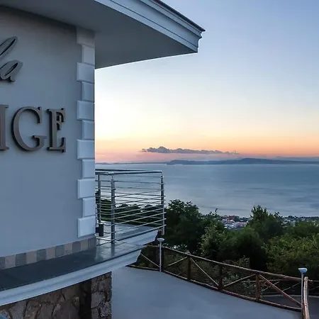 Prestige Bed & Breakfast *